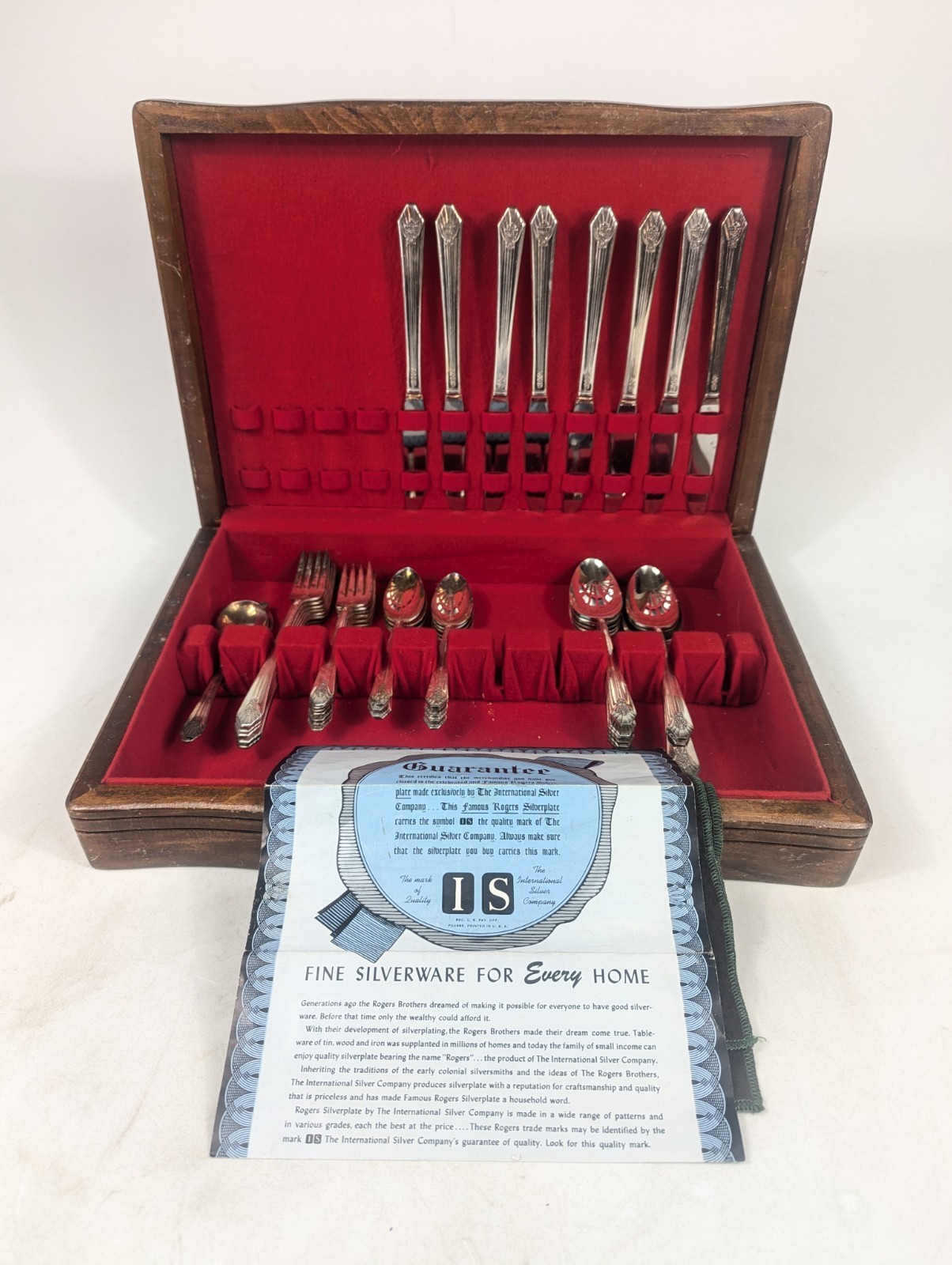 Rogers & Sons Lillianne Silverplate Flatware Silverware Set 43Pc Wood Case