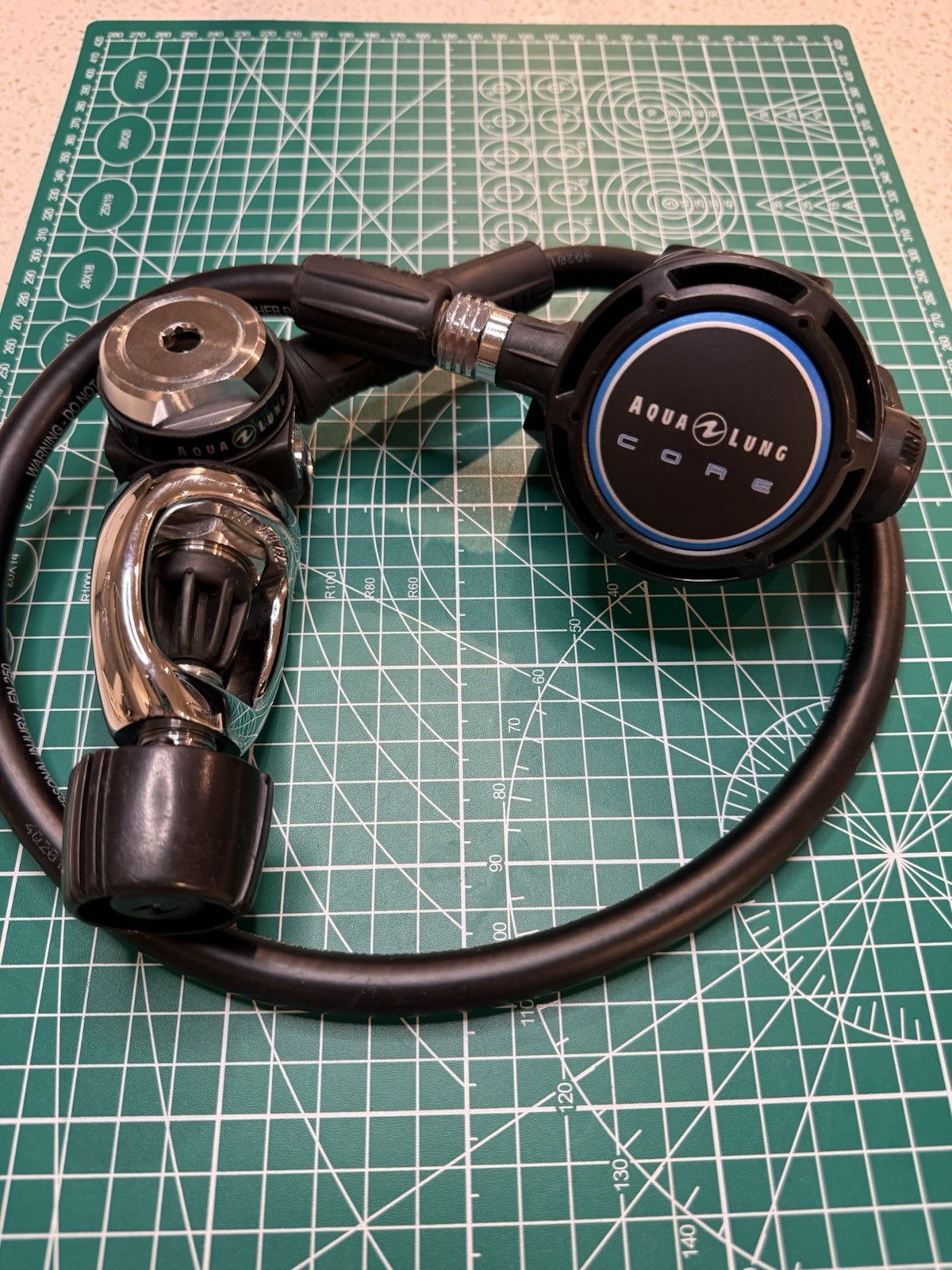 Aqua Lung Core Scuba Diving Regulator Set- Yoke - MINT BLUE NUMBER 2