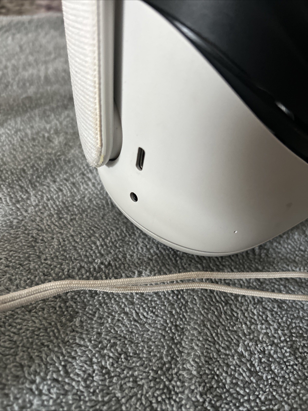 Meta Quest 2 VR Headset