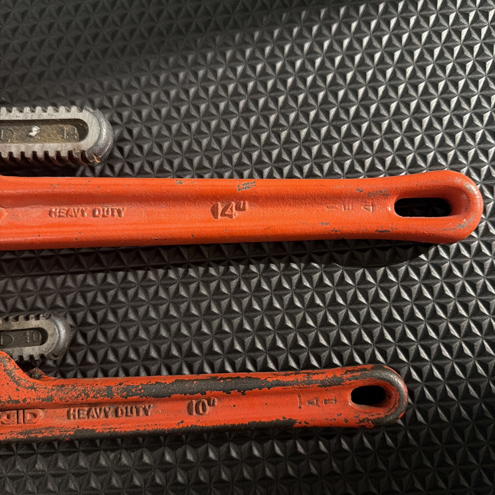 2 Rigid heavy duty pipe wrenches - 14” & 10”
