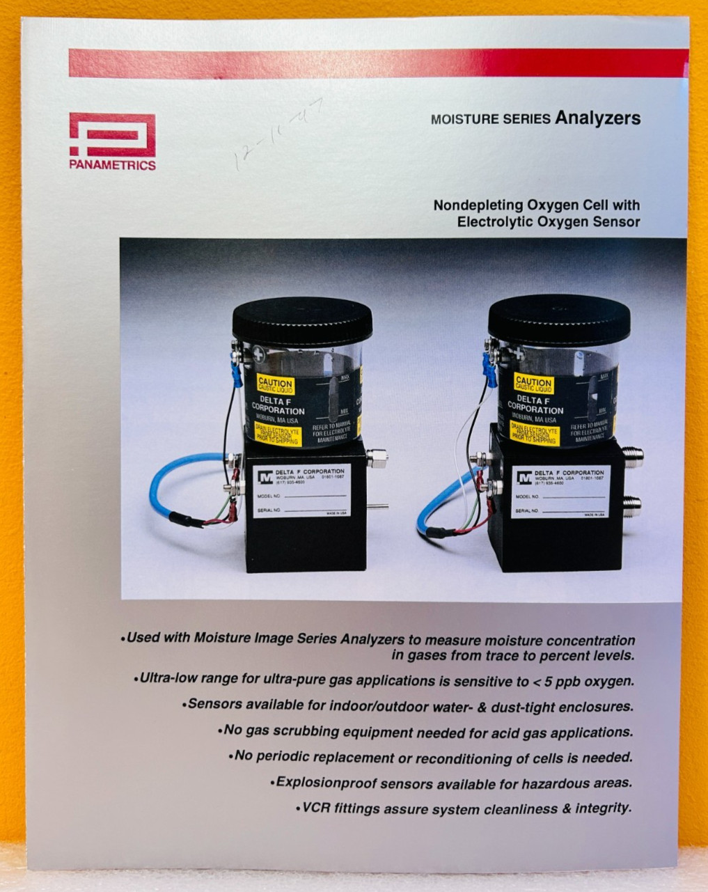 Panametrics 1995 Moisture Series Analyzers Nondepleting Oxygen Cell Catalog.