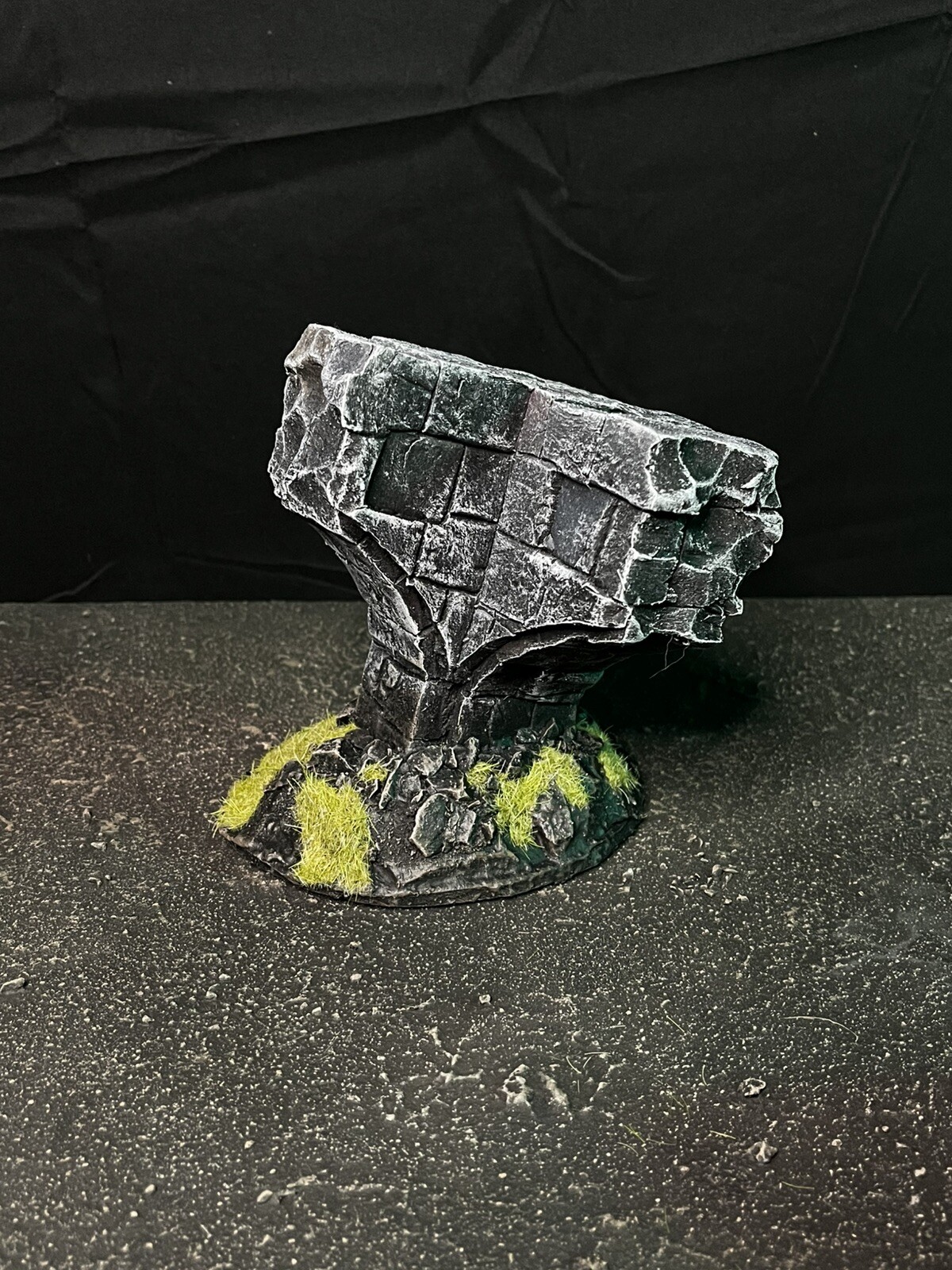 Wargaming Set Of ancient Ruins Warhammer 40k Compatible 28mm fully painted
