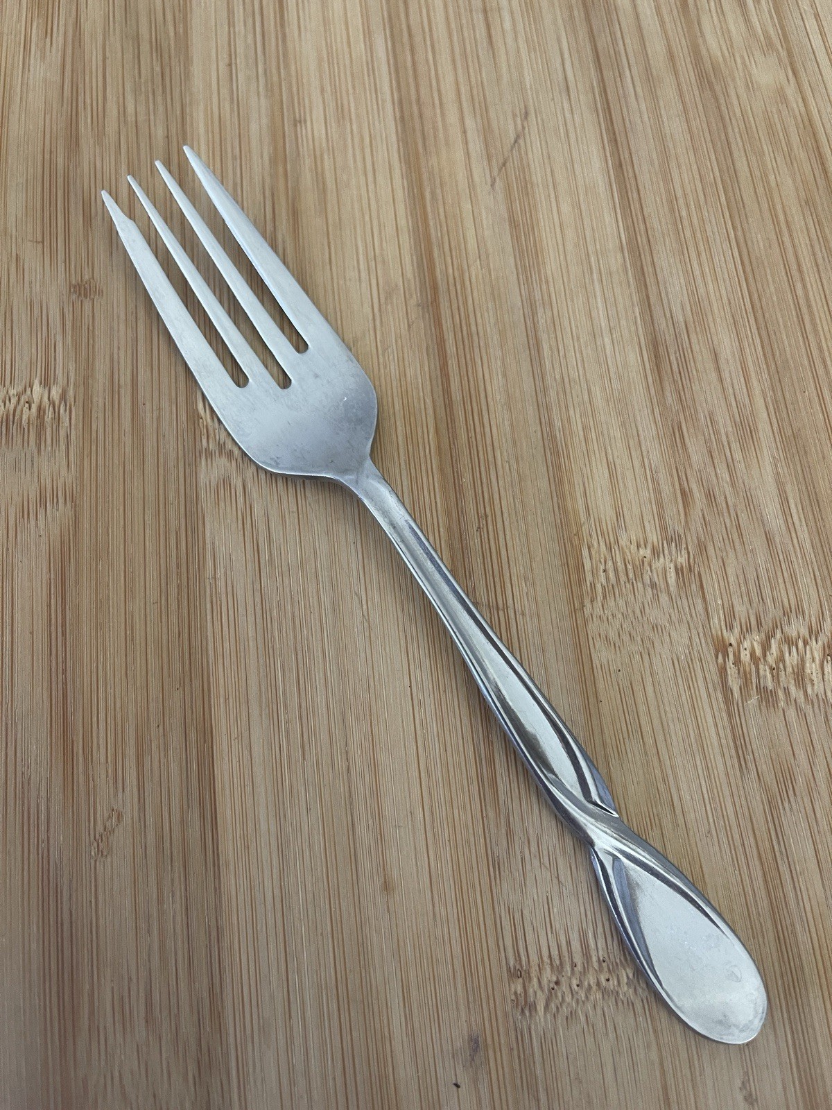 Farberware FRW31 Stainless Twisted Round End SALAD FORK 6.75"