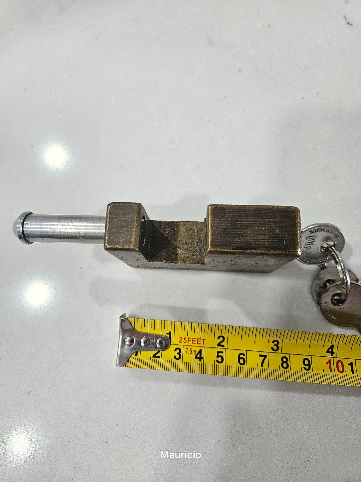 VIRO padlock preowned in working condition (76 mm).