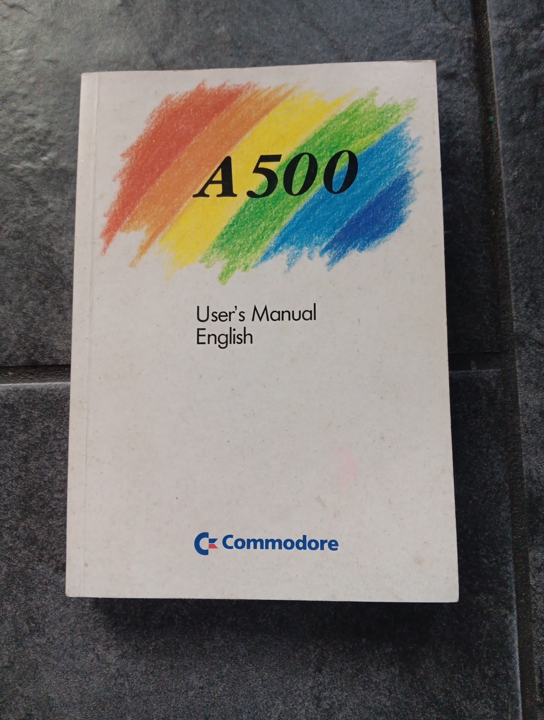 Commodore Amiga A500 Users Manual Softcover, Cover Wear