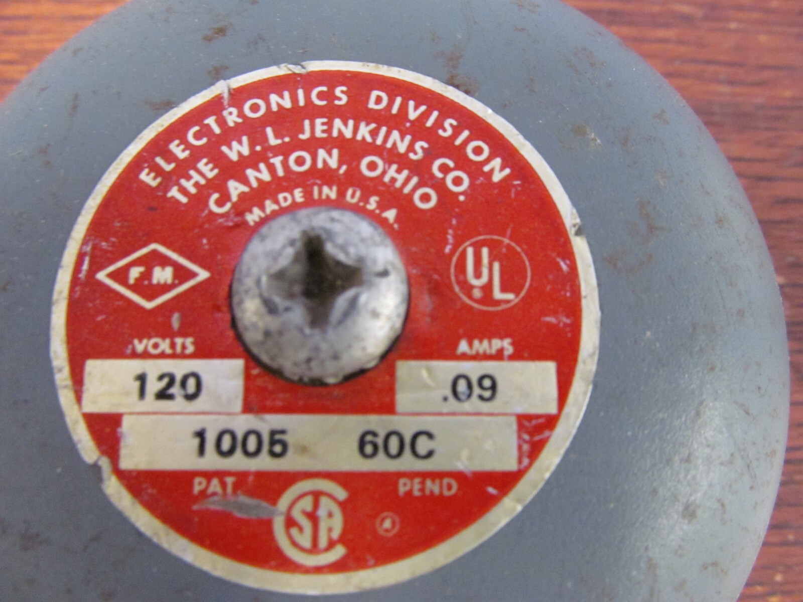 The W.L. Jenkins Co 1005 Bell  (120 Volts, .09 AMPS  60HZ)  USED - TESTED