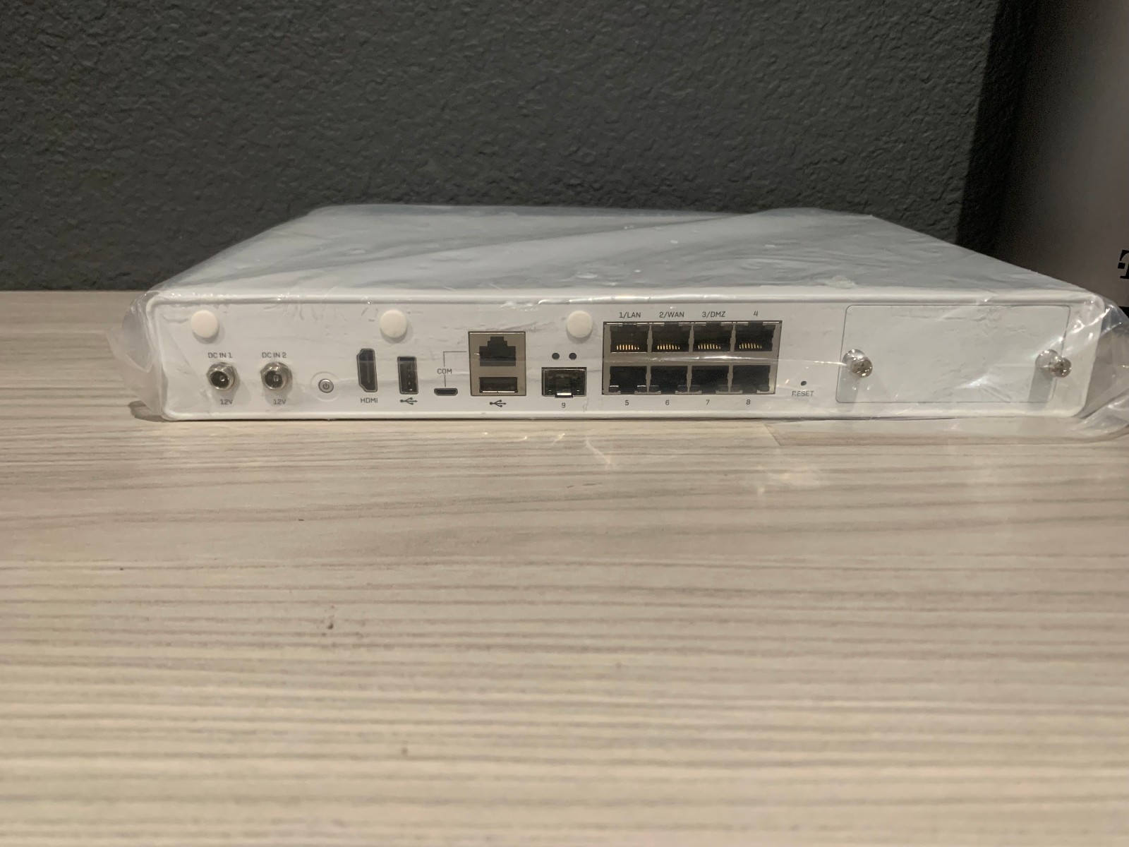 Sophos XG 125 Firewall Network Security Appliance Open Box
