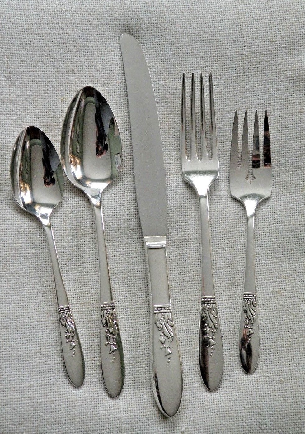 PRESENTATION - Silverplate Flatware - S.L. & G.H. Rogers Co. Oneida - CHOICE