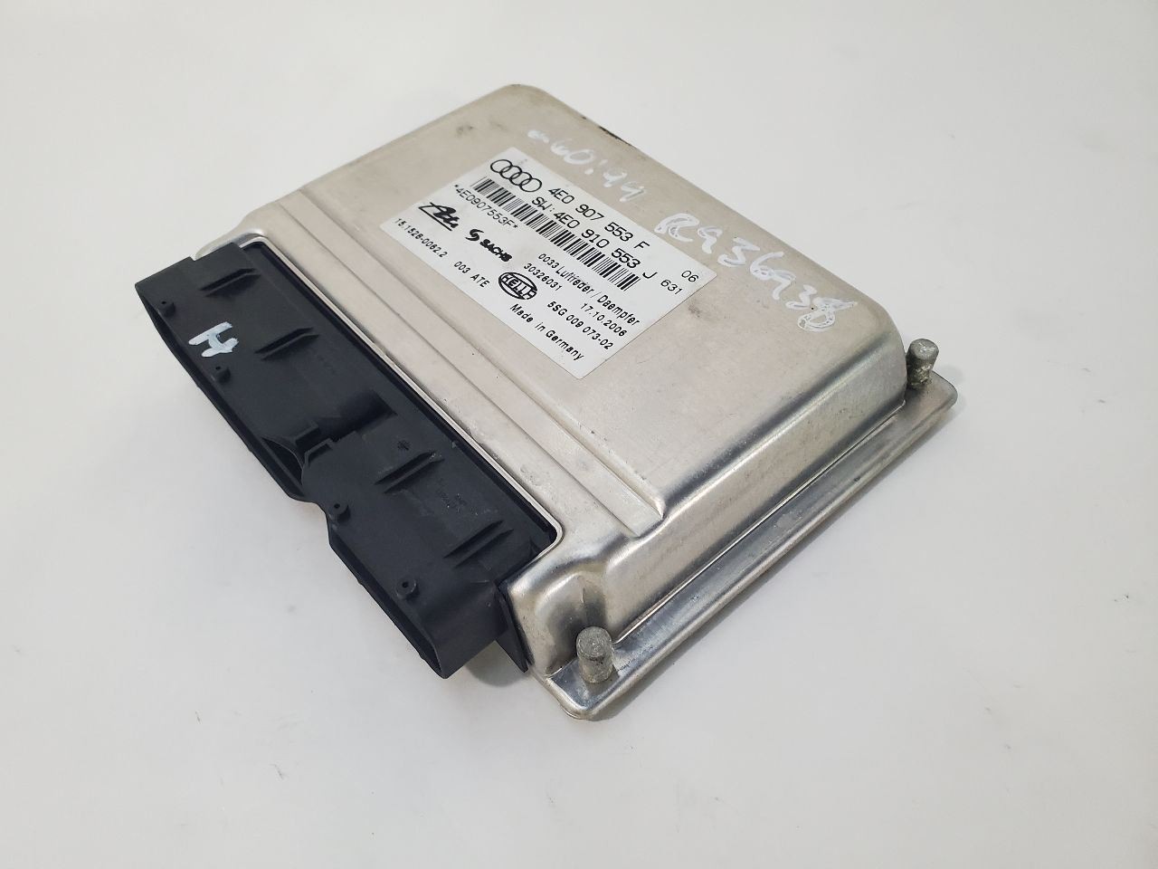 2007 2009 Audi S8 OEM Air Suspension Control Module 4E0907553F