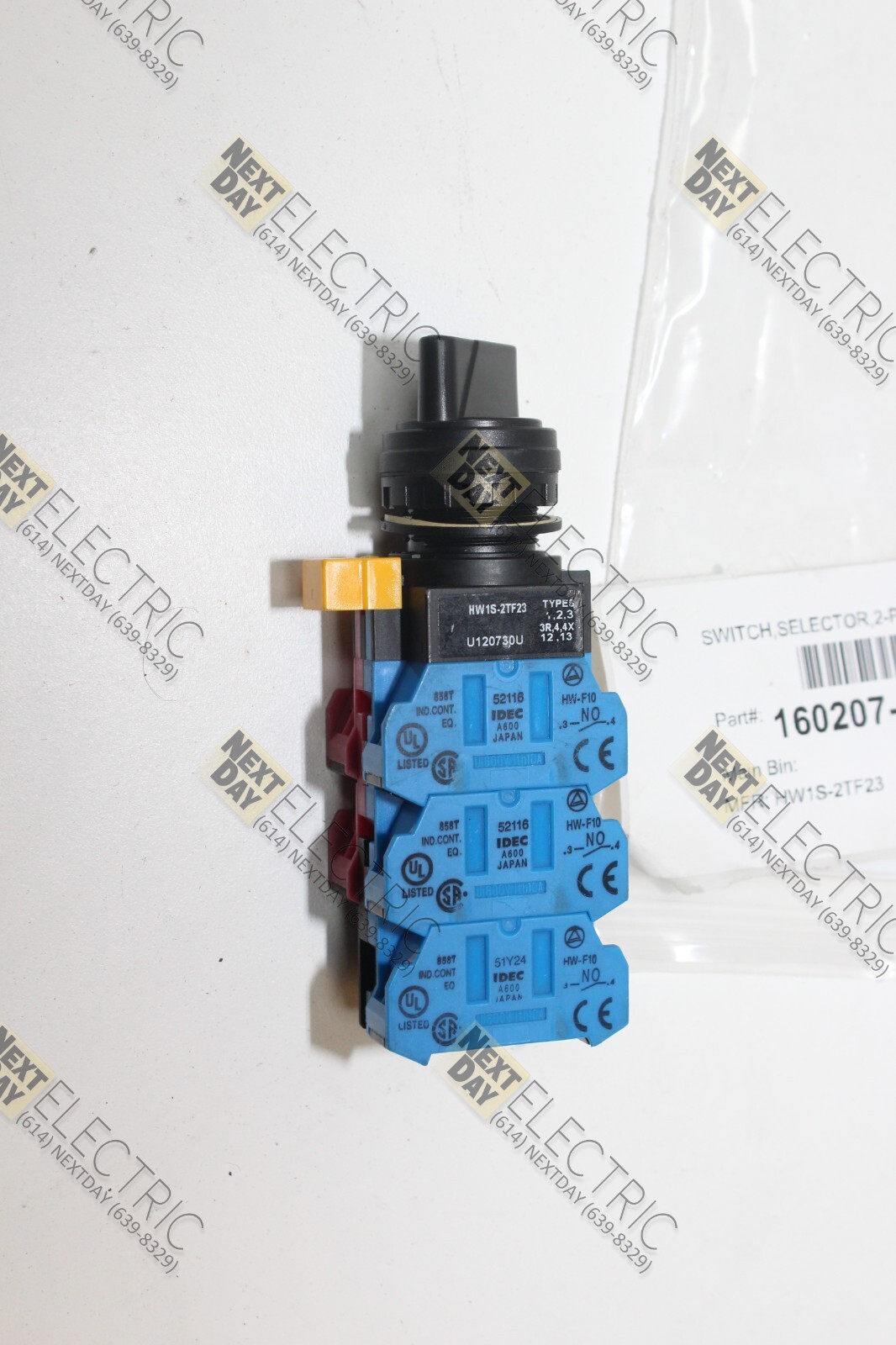 Idec, HW1S-2TF23, Selector Switch 22mm 2 Pos Position 2no 3nc