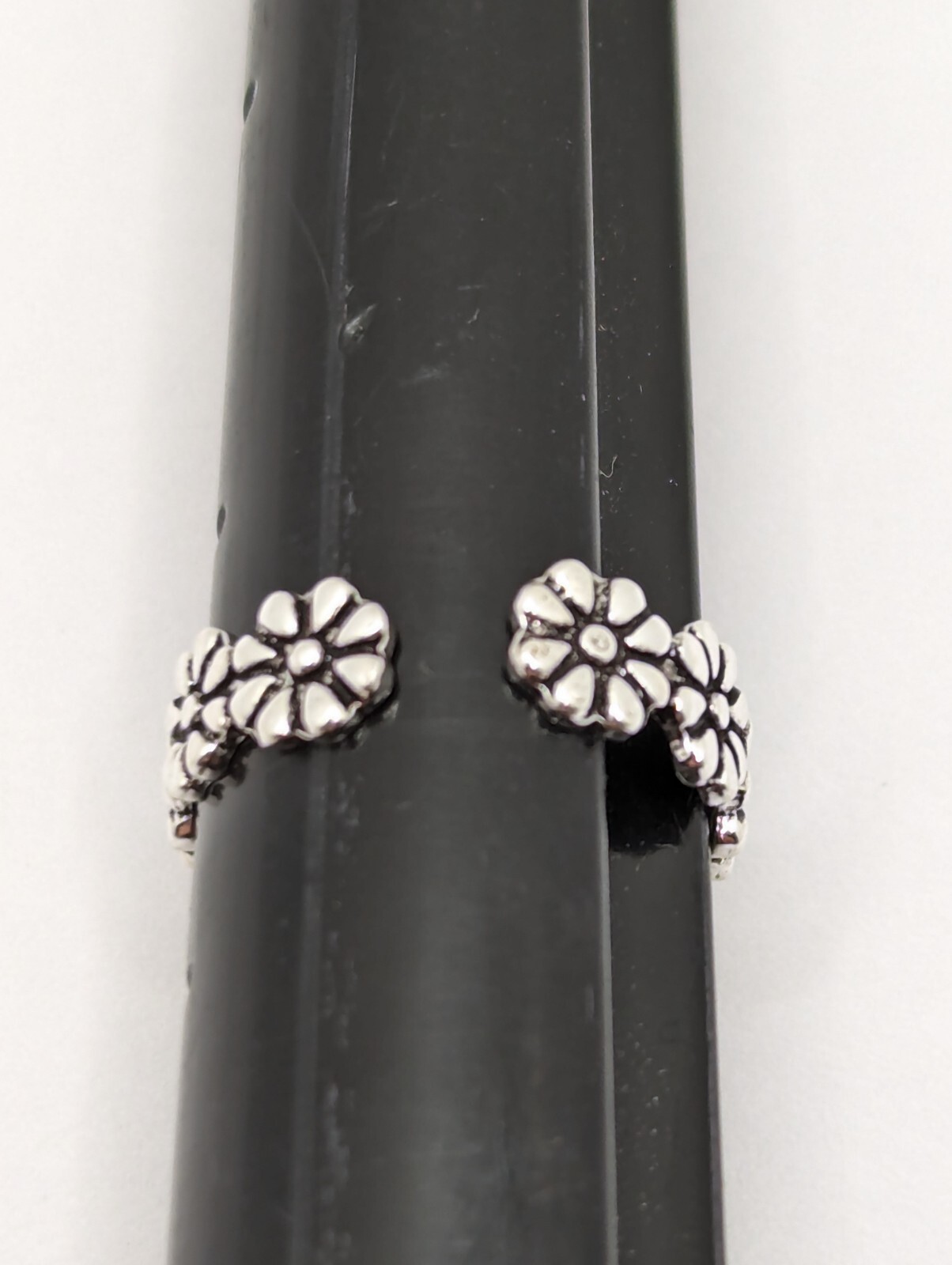 Sterling Silver Toe Ring. Daisy Flower Ring Design. Adjustable Size. 925 Silver