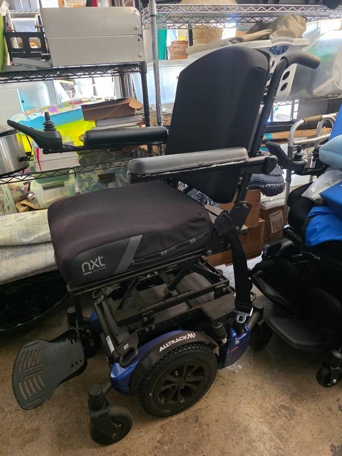 Amylior Alltrack M3 Power Wheelchair