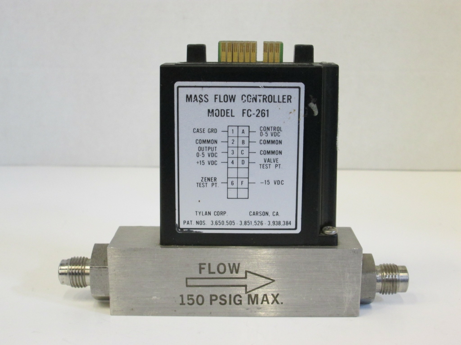 Tylan FC-261 MFC, Range: 10 SLPM, Gas: O2, 1/4" Male VCR In/Out