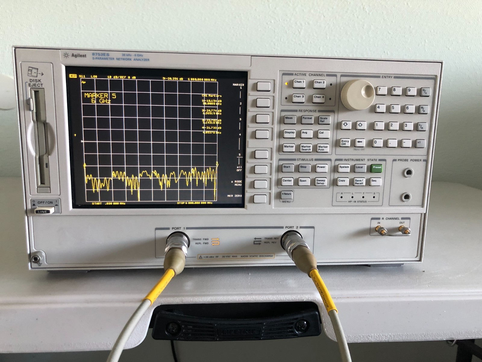 HP/Agilent 8753ES 30kHz-6GHz Network Analyzer S-Parameter Option:006/010