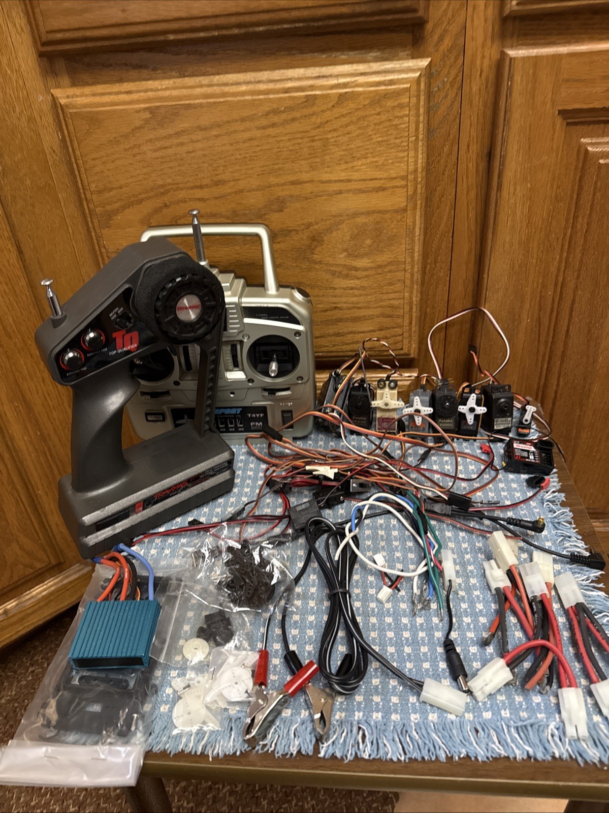 Traxxas rc lot Futaba Rc SkySport T4YF Digital Proportional FM Transmitter Servo