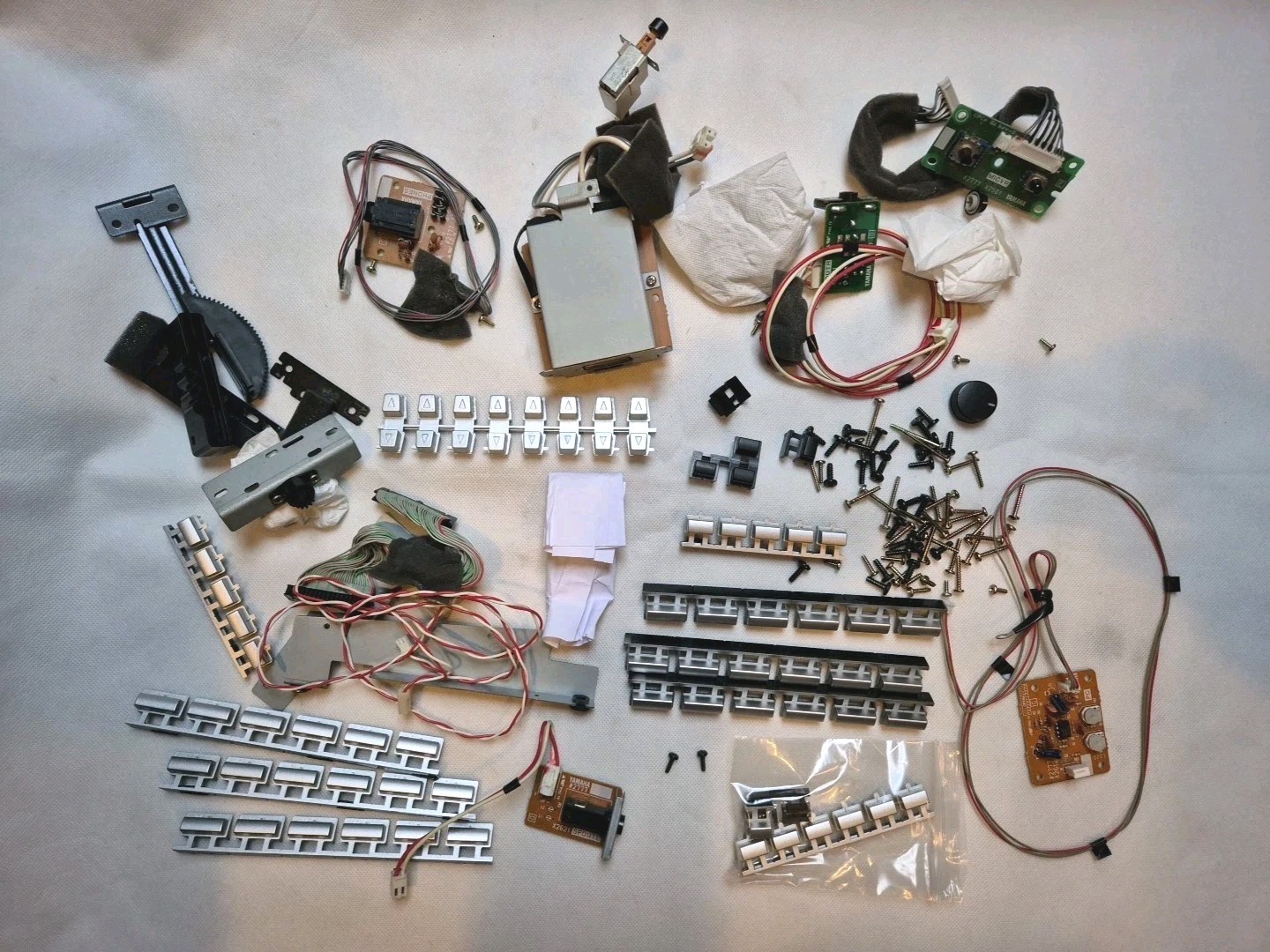 Joblot of Yamaha Tyros 1 Keyboard Parts for Replacement, Repair, Spare