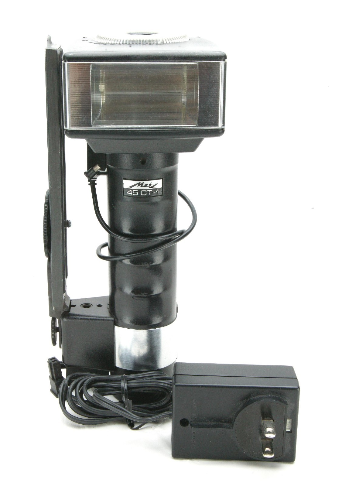 Metz 45 CT-1 With Bracket, NiCd Battery (DEAD) Cluster, 708 Charger & Sync Cord.