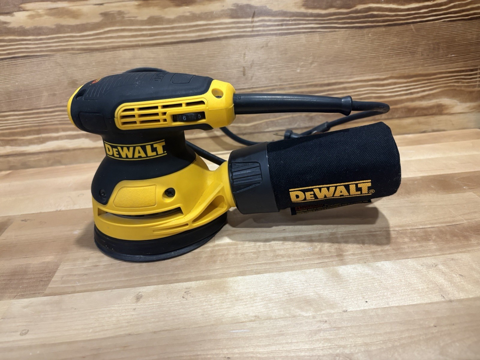 DEWALT DWE6423 5 in Variable Speed Dual Action Random Orbit Corded Sander
