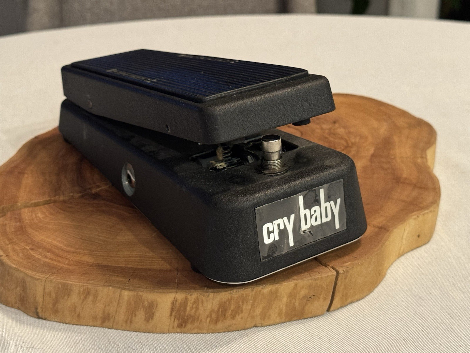 Dunlop GCB95 Cry Baby Original Wah Guitar Effects Pedal Footswitch