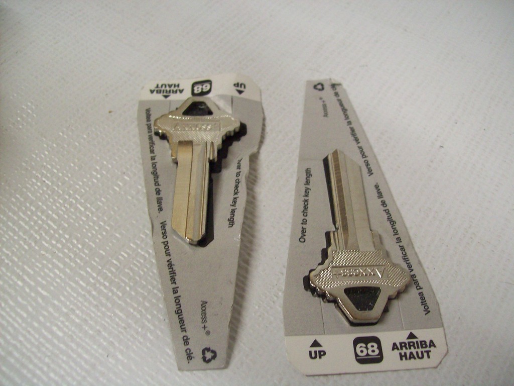 Lot of 40 Axxess 68 Key Blanks