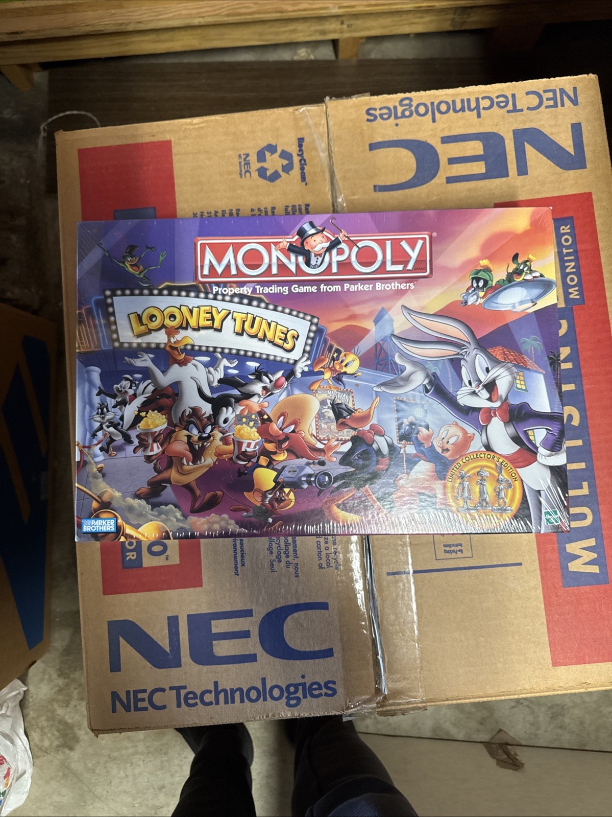 Monopoly Limited Collector Edition 1999 Looney Tunes Parker Brothers Cartoon