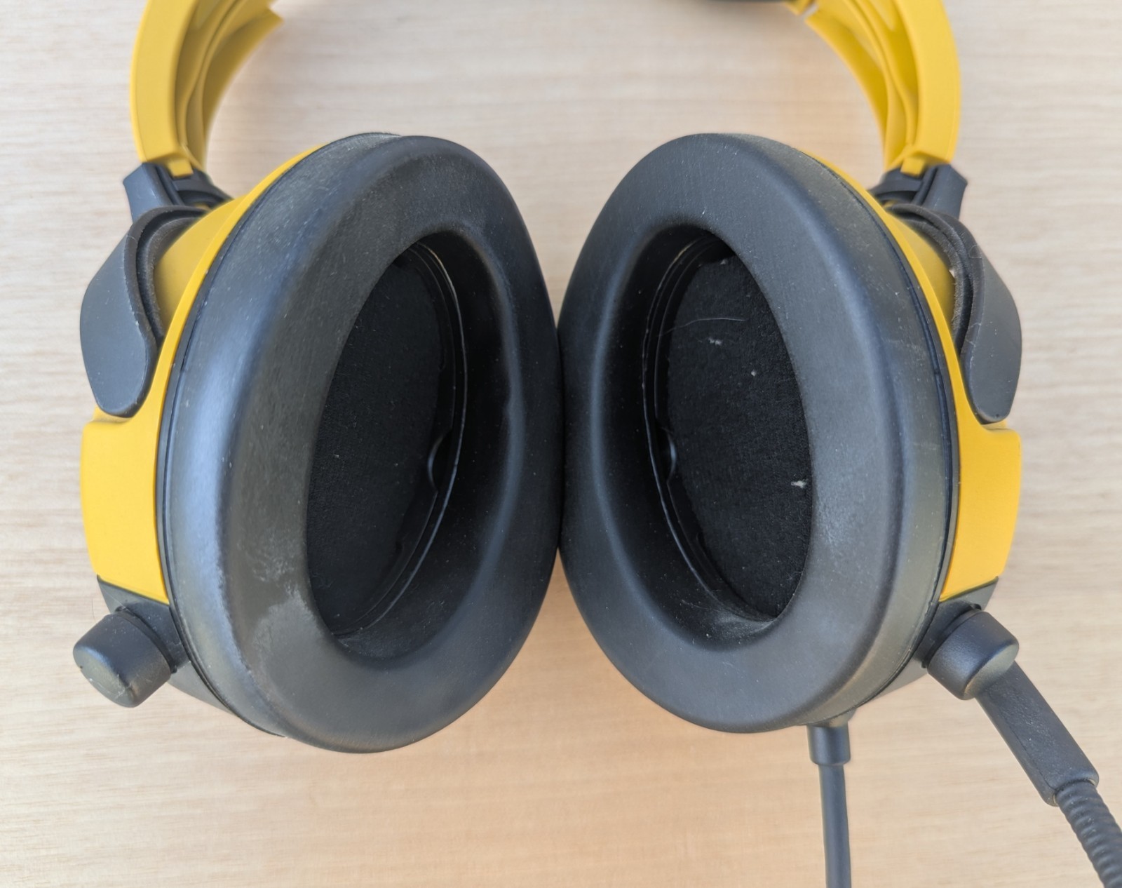 Flightcom Denali Headset - Like New, bought about 10 years ago, never used