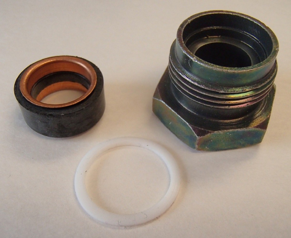 NEW HYDRAULIC PUMP COMPRESSION NUT Fits Ford 2000 3000 4000 4400 TRACTOR