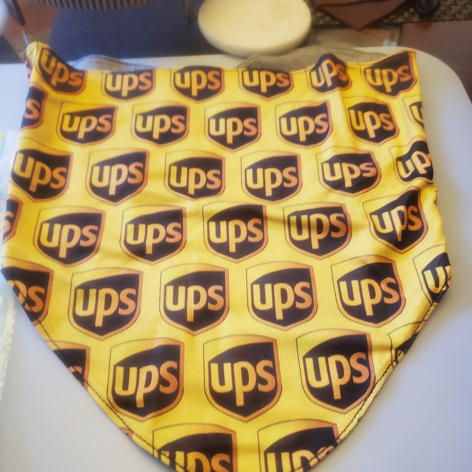 UPS FACE/NECK COVER