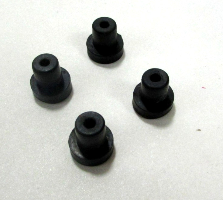 Singer Tiny Serger Electric Machine TS380A Replacement Rubber Feet / Legs