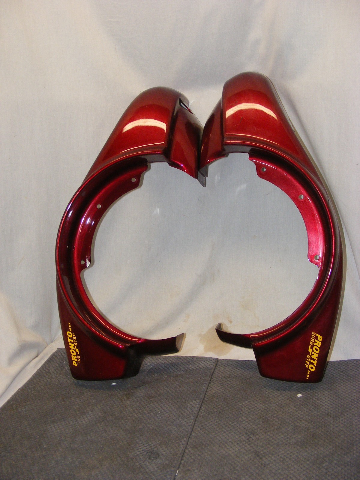 INVACARE PRONTO M91 SURE STEP MOBILITY CHAIR SET OF 2 RIGHT/LEFT SHROUD FENDERS