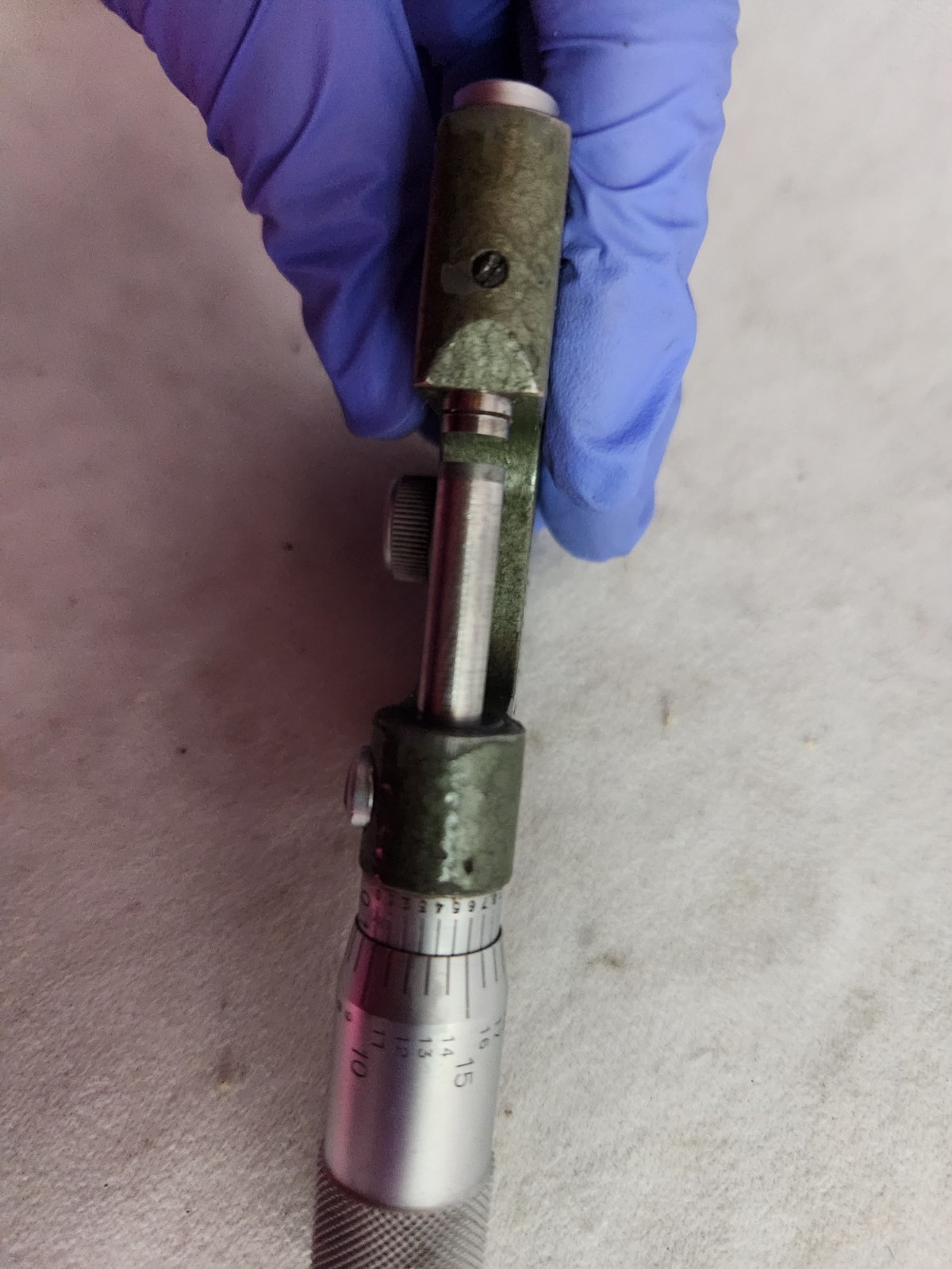 Mitutoyo Indicating Micrometer 0-1” 510-202 .0001" Resolution