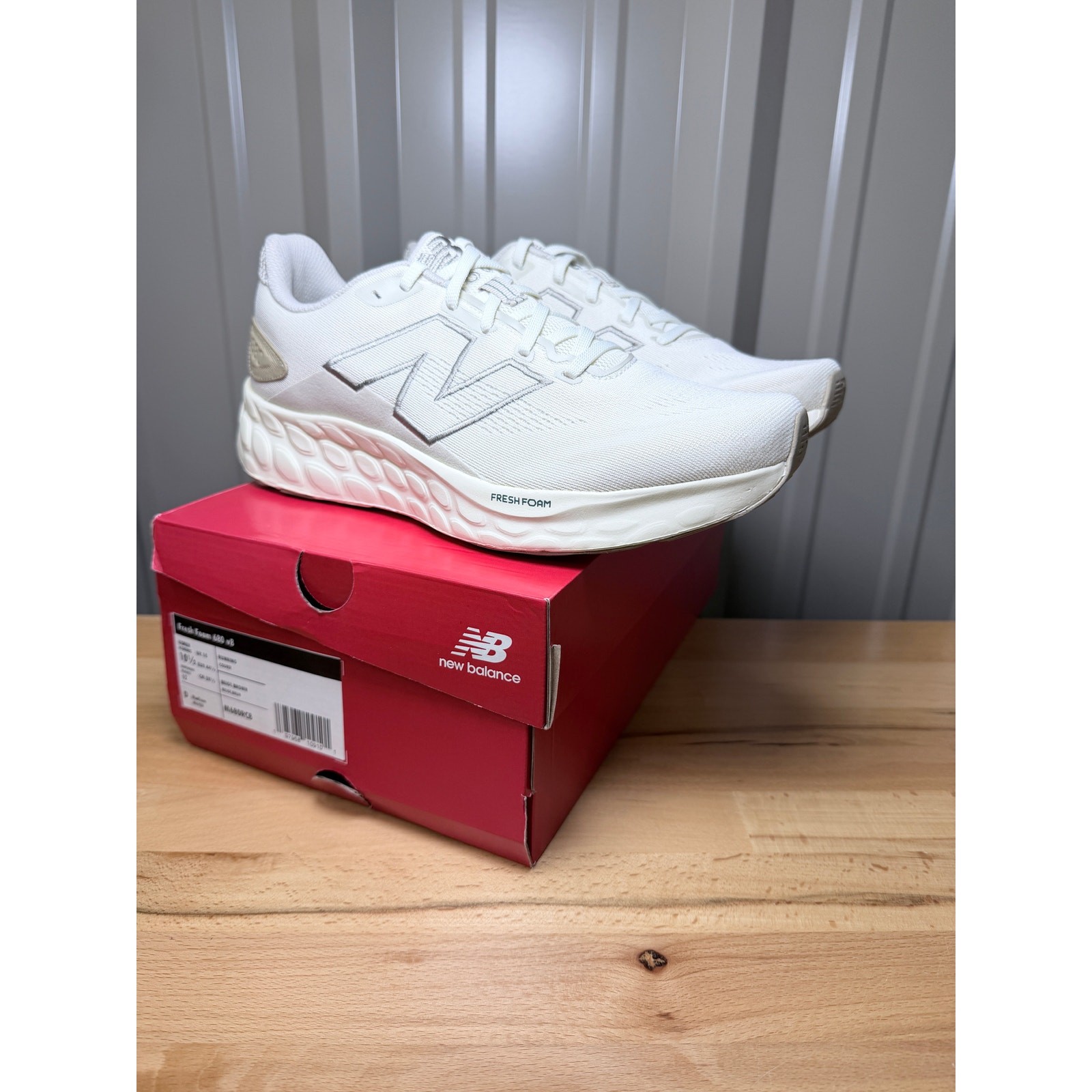 New Balance Fresh Foam 680 v8 Men’s Beige / Brown Size 10.5 New!