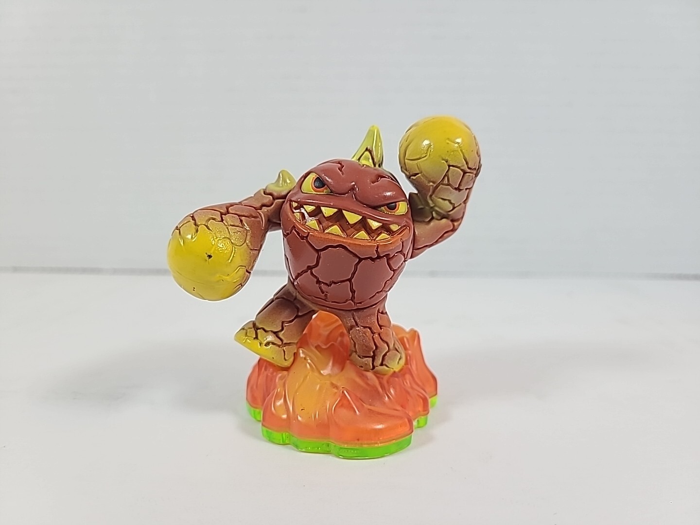 Activision Skylanders Spyros Adventure Eruptor