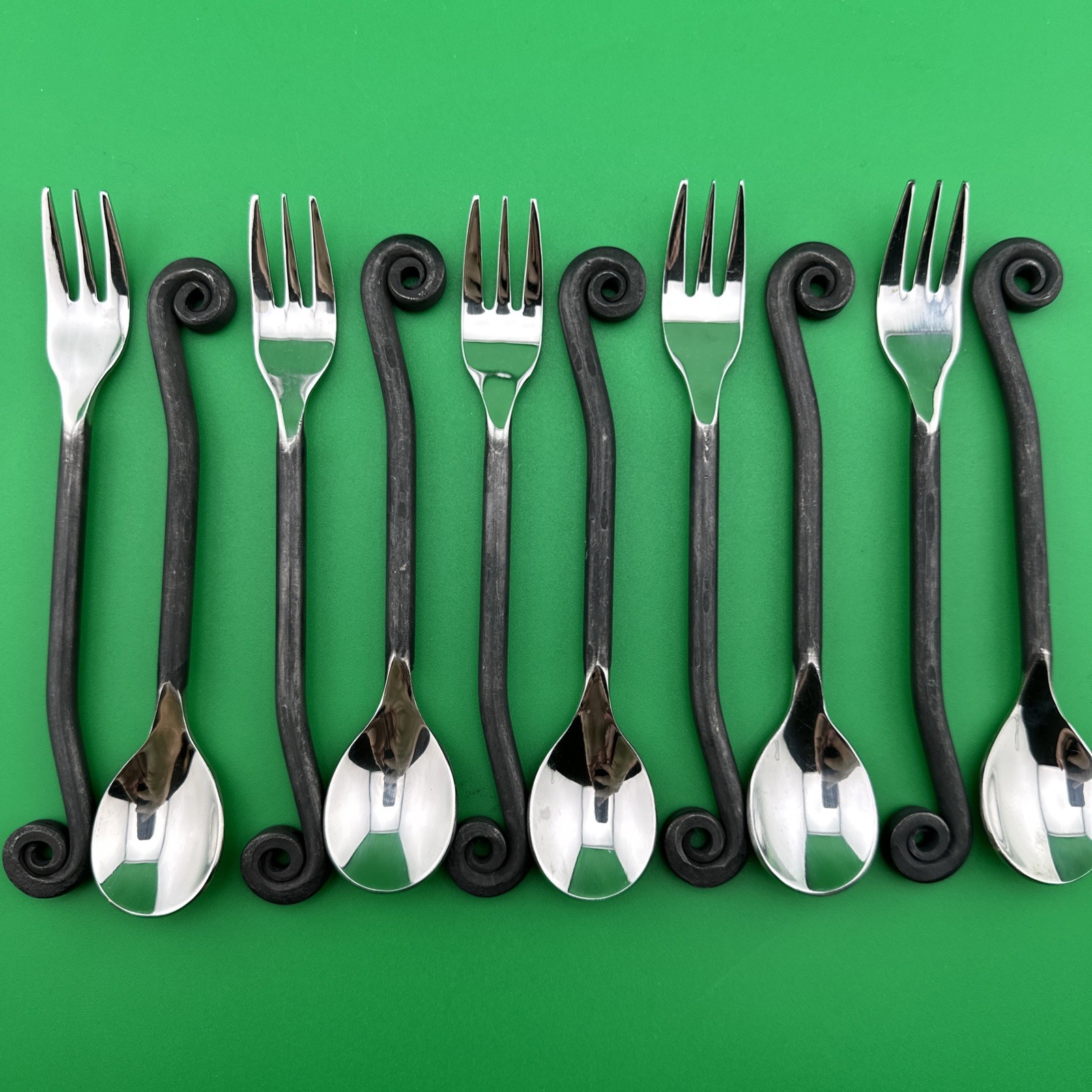 Gourmet Settings TREBLE CLEF Stainless Black Coil Silverware Flatware -CHOICE