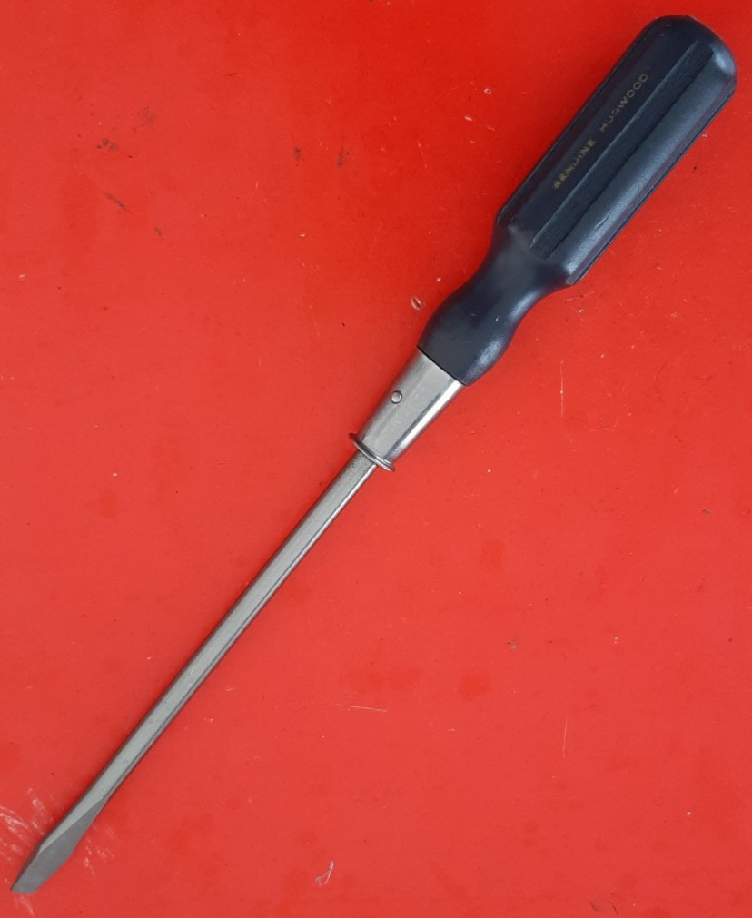 NOS Stanley USA Genuine Hurwood Wood Handle Screwdriver No. 20 Flat Tip Slotted
