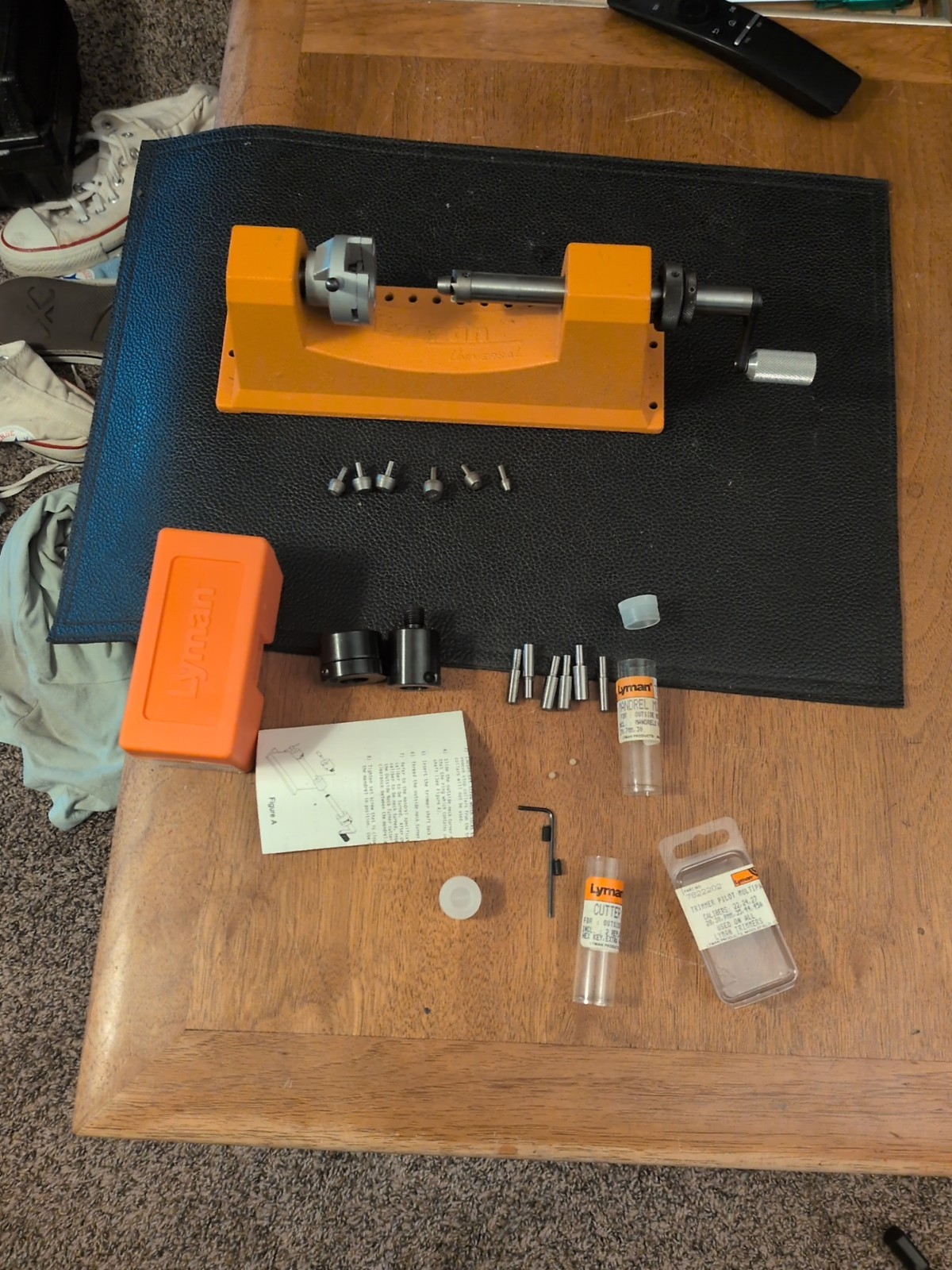 Lyman Universal Case Trimmer w Outside Neck Turner