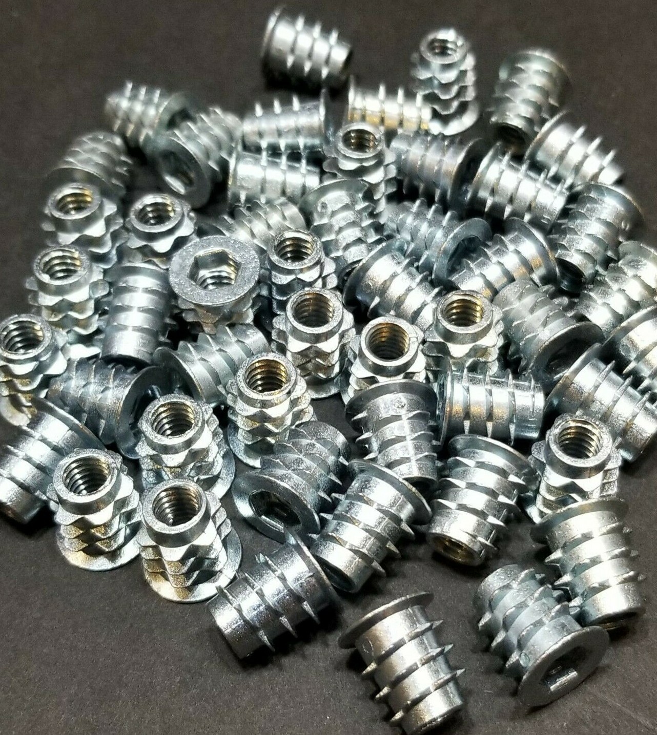 Lot of 15 pcs EZ Lok 901420-13 1/4-20 Insert For Soft Wood, Flanged 1/2" Length