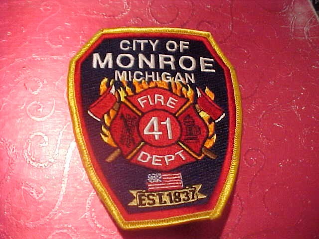 MONROE MICHIGAN FIRE DEPARTMENT PATCH SHOULDER SIZE UNUSED
