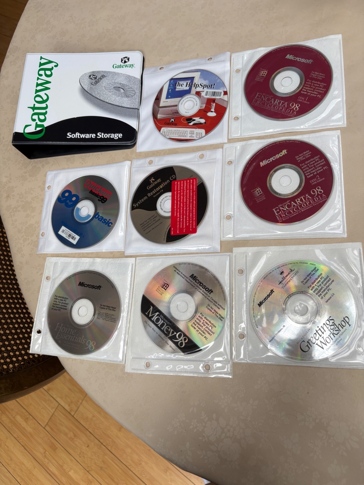 GATEWAY 8 CD'S QUICKEN 99 BASIC WINDOWS RESTORATION MICROSOFT  ENCARTA 98 1 & 2