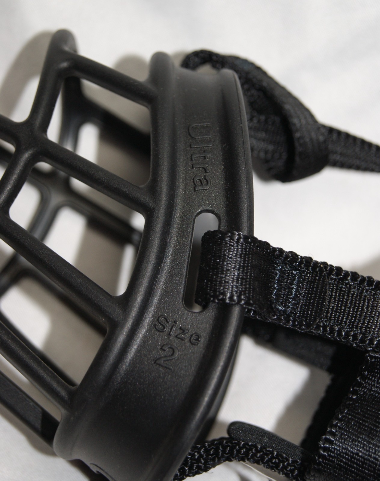baskerville ultra muzzle size 2 black w/ adjustable cone