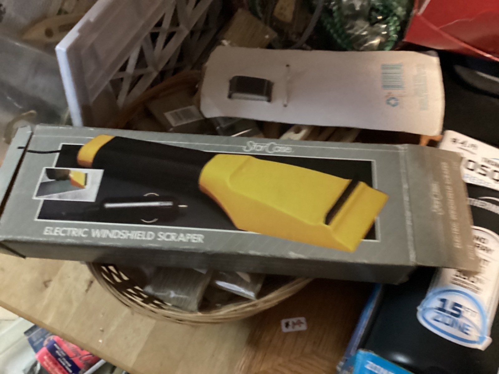 electric windshield scraper
