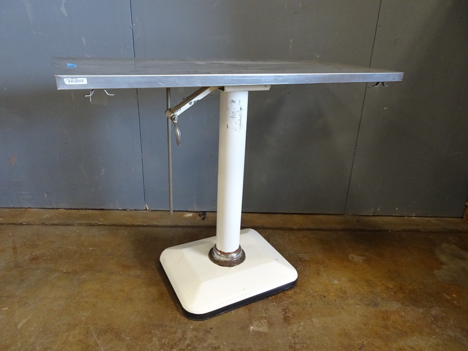 Stainless Steel Tilting Veterinary Exam / Surgery Table