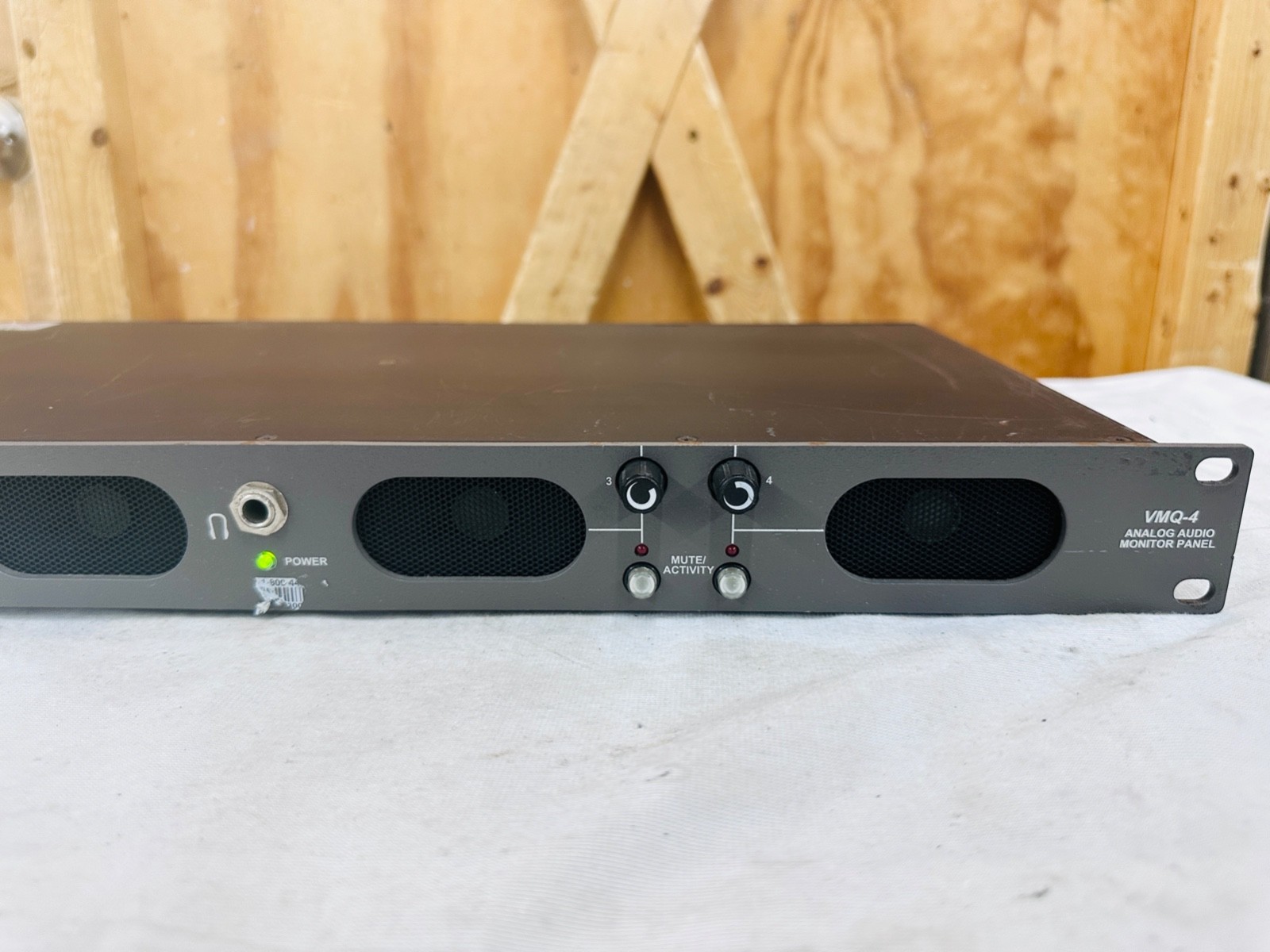 Wohler Technologies VMQ-4 Analog Audio Monitor Panel - Tested & Working - ONE