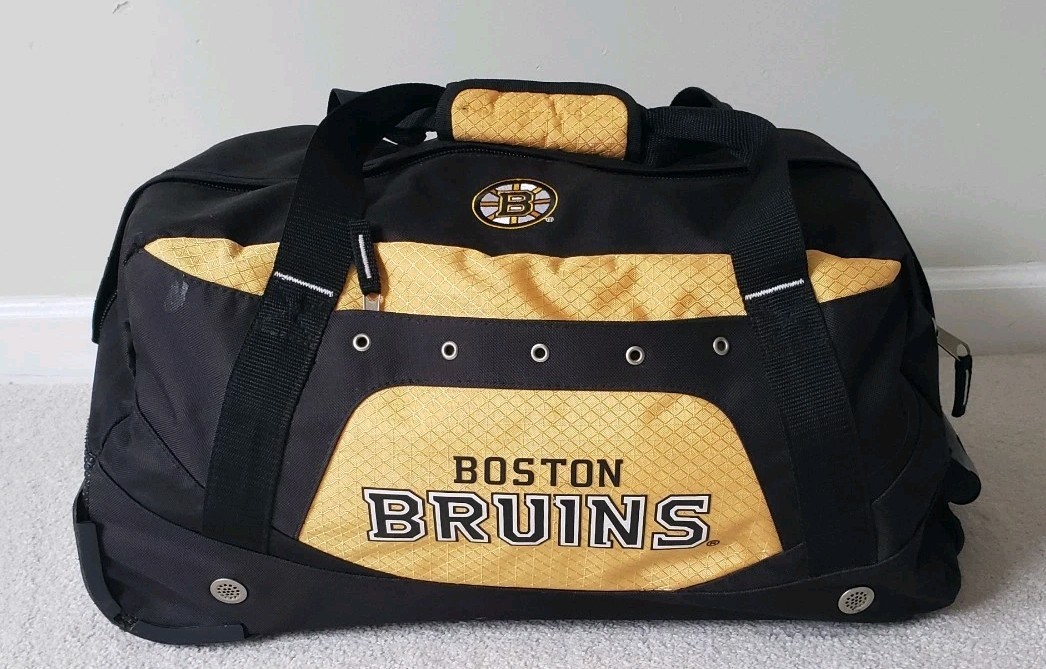 Boston Bruins 21” CarryOn domed Rolling Duffel Bag 2-wheel TSA-friendly Black