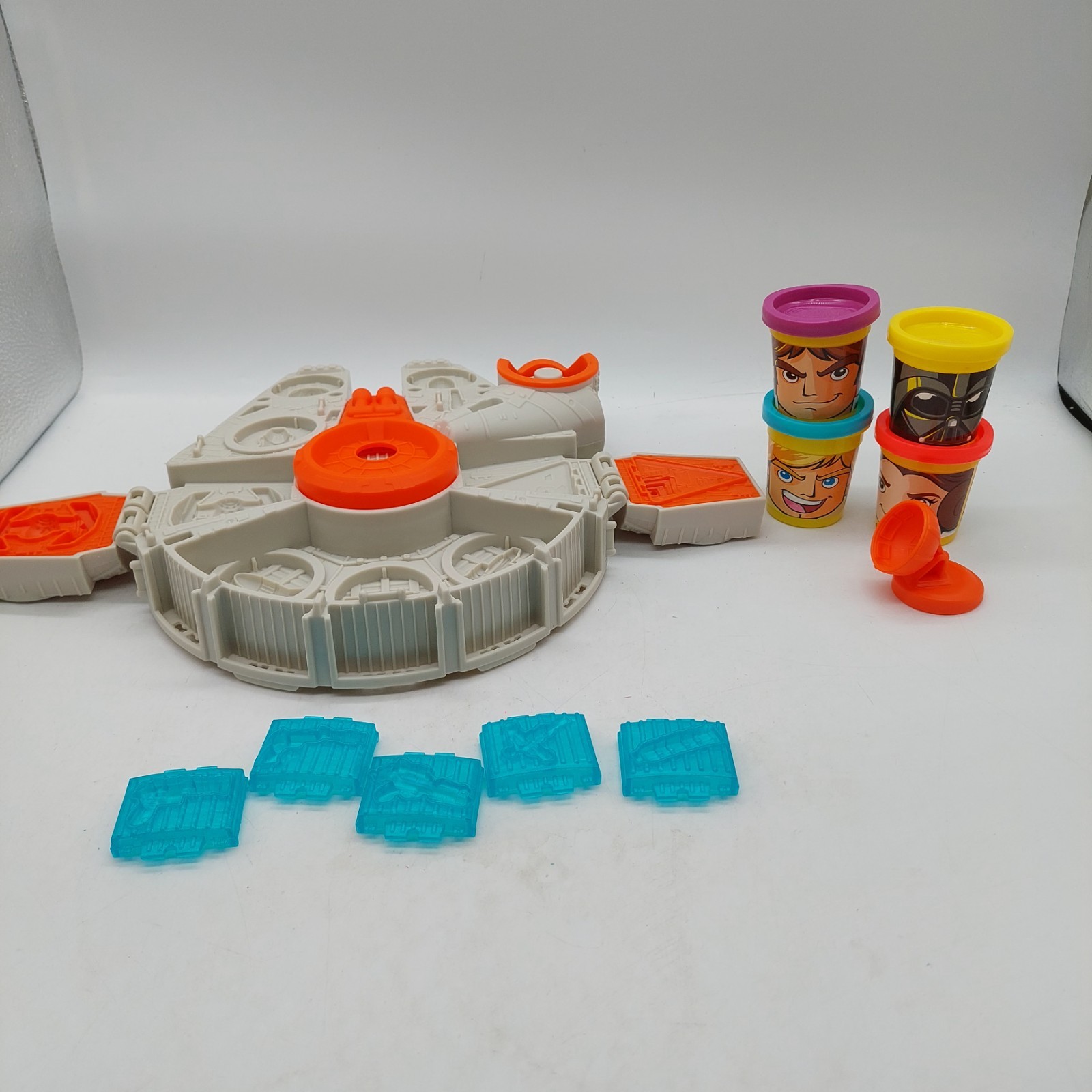 Disney Play Doh Star Wars Millenium Falcon Can Heads Replacements