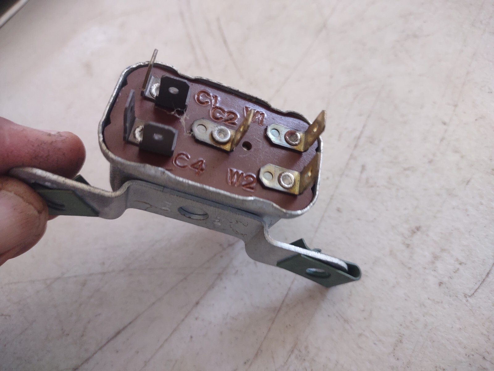 Jaguar XJS 1986 1987 1988 relay Lucas 33397A PUM49020 Ve Feed To C2