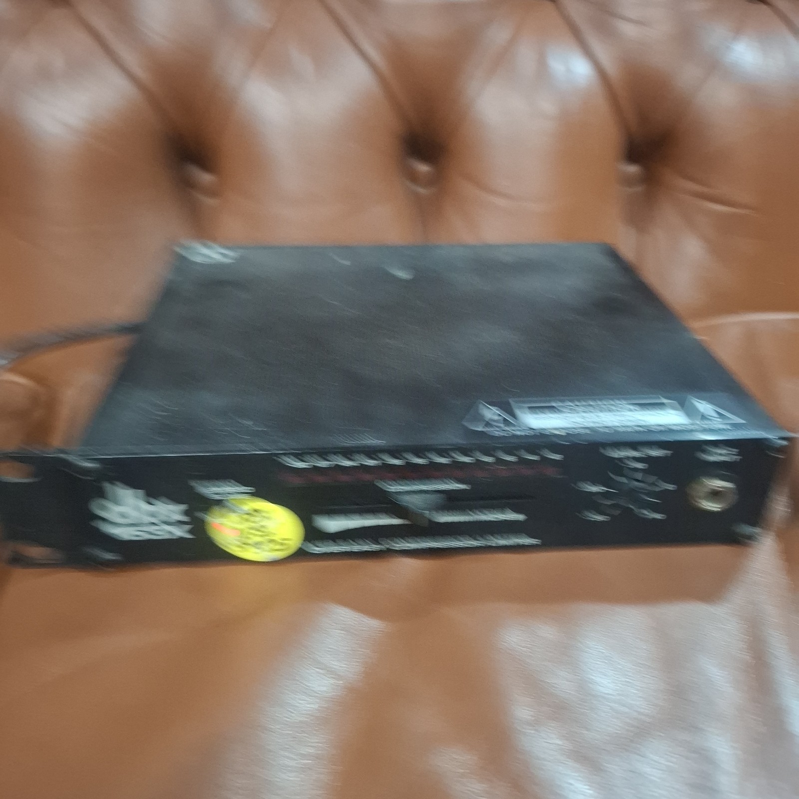 dbx 163X Over Easy Compressor/Limiter Rack Mount Analog 1U Stereo Slave