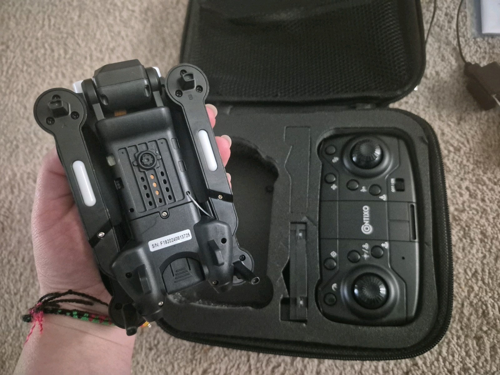 Contixo F19 foldable drone 1080P HD camera Pre-owned Read Description Fully