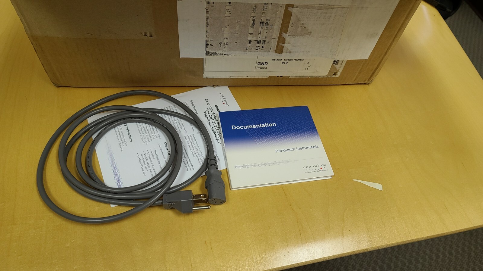 New Pendulum Instruments CNT-85 FC25 Frequency Counter