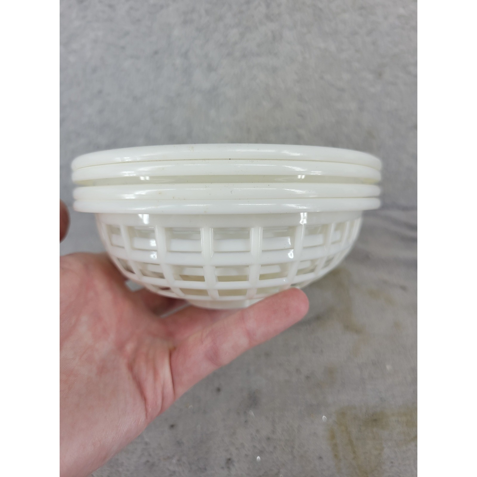Set of 4 White Plastic Wicker Style Serving Baskets Oval Food Baskets